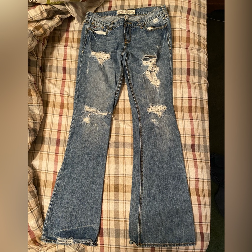 Hollister Cali Flare jeans size 5R.